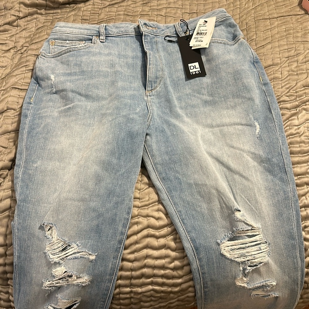 DL 1961 Chrissy TrimTone style